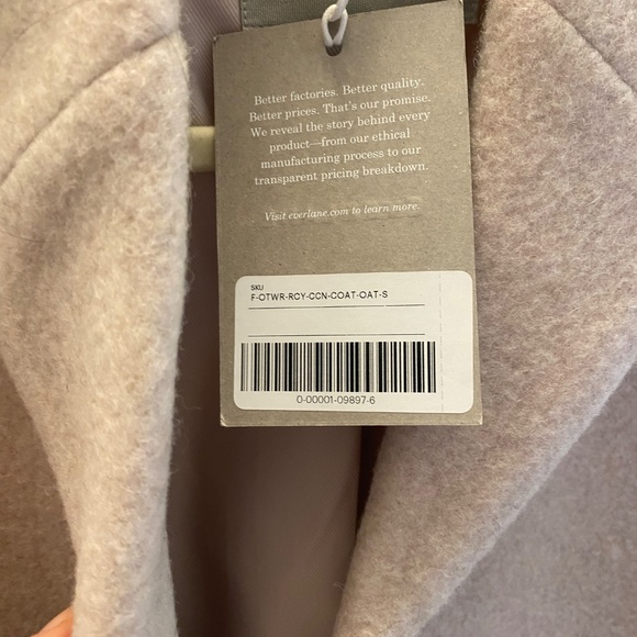 THE ITALIAN REWOOL® COCOON COAT - Picture 2 of 3